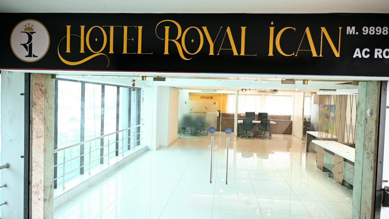 Hotel Royal Ican Sindhubhavan Road Ahmedabad Exterior photo