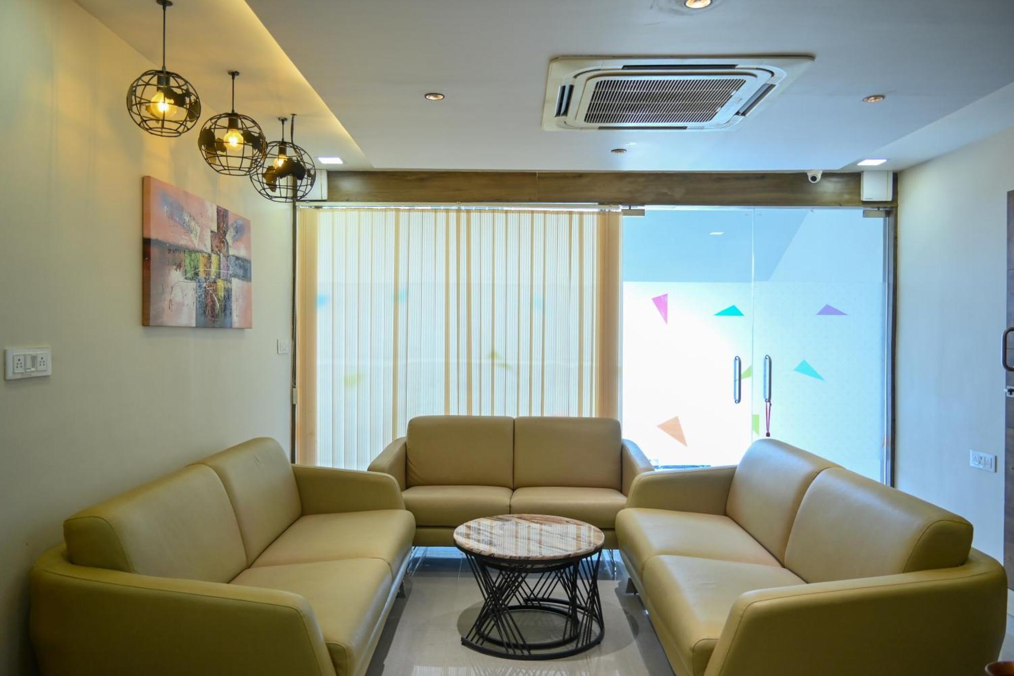 Hotel Royal Ican Sindhubhavan Road Ahmedabad Exterior photo